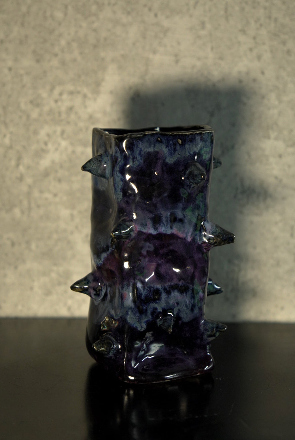 custom wazon z kolcami / custom spike vase