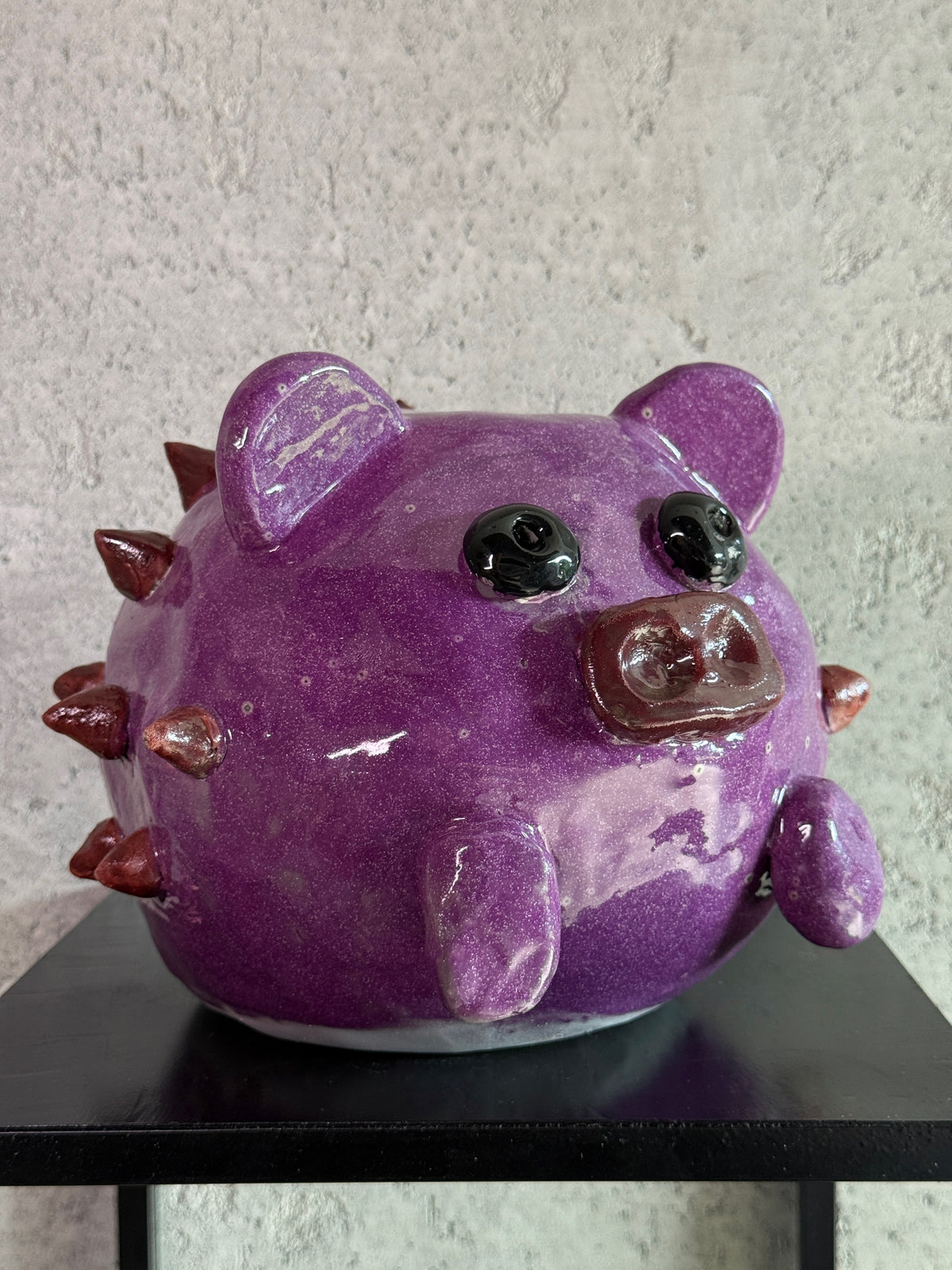 fioletowa skarbonka świnka z kolcami / spiked piggy bank
