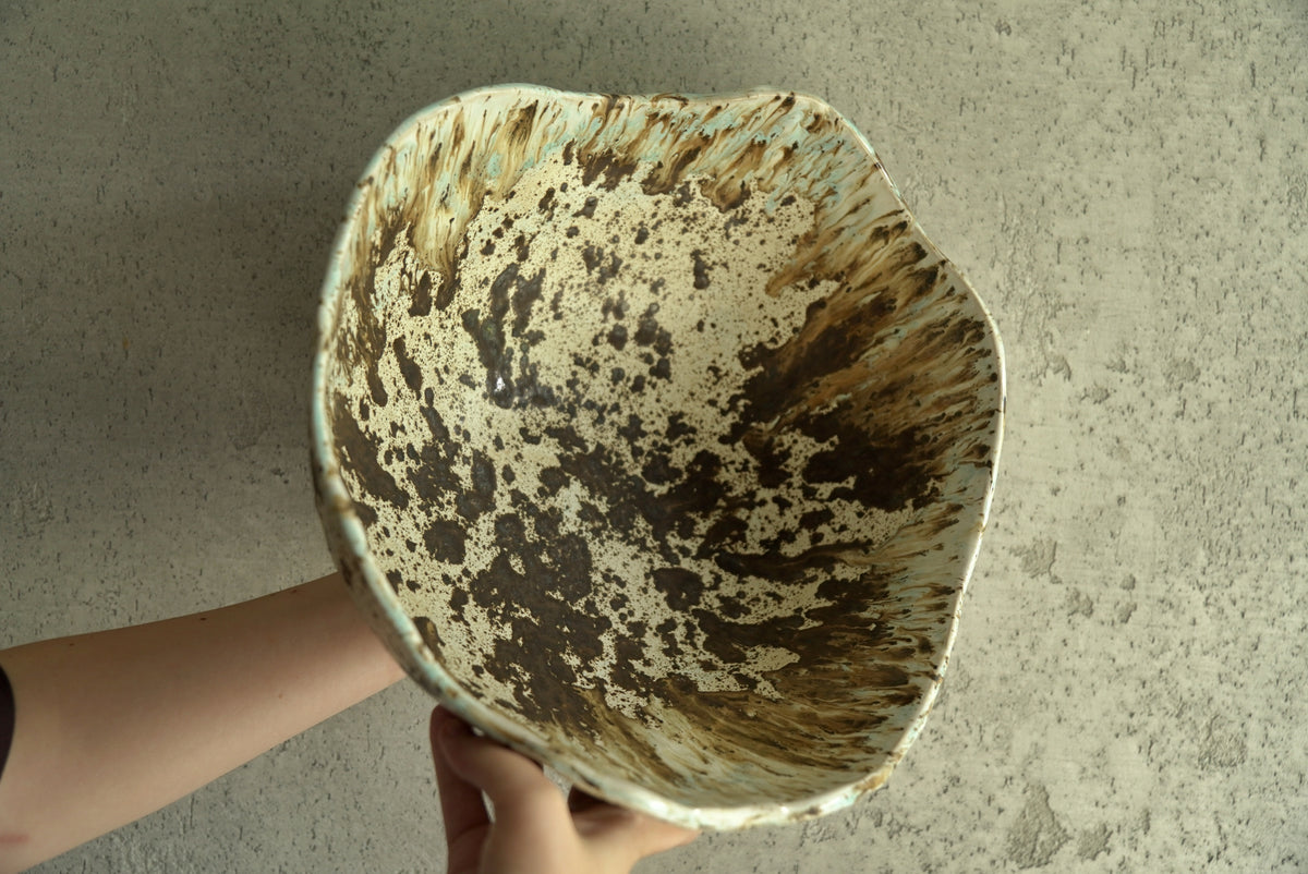 duża organiczna misa z zaciekami / earthy organic bowl